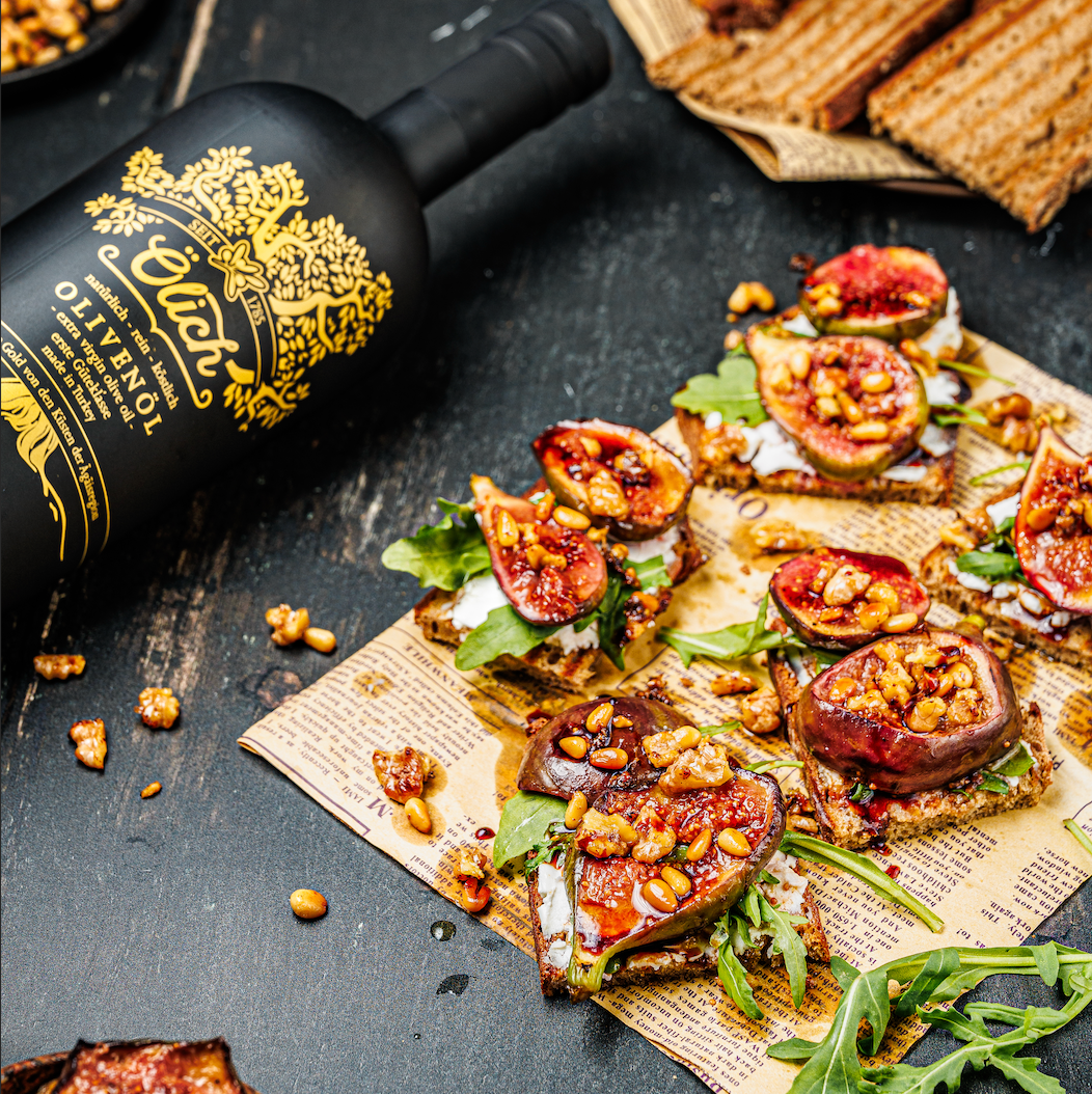 Bruschetta mit Ziegenricotta und Feigen