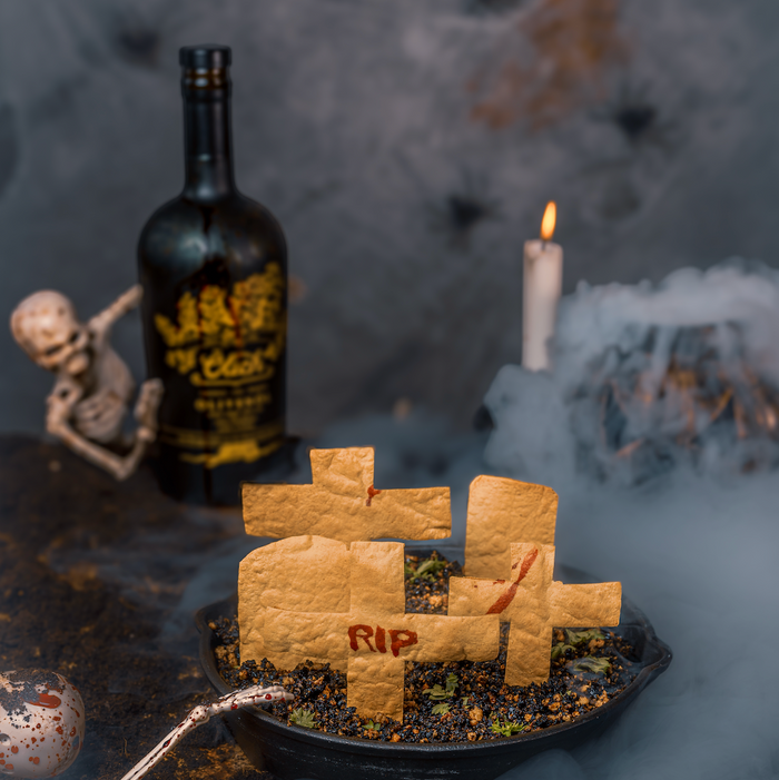 Veganer Halloween-Hummus & Tortilla-Friedhof