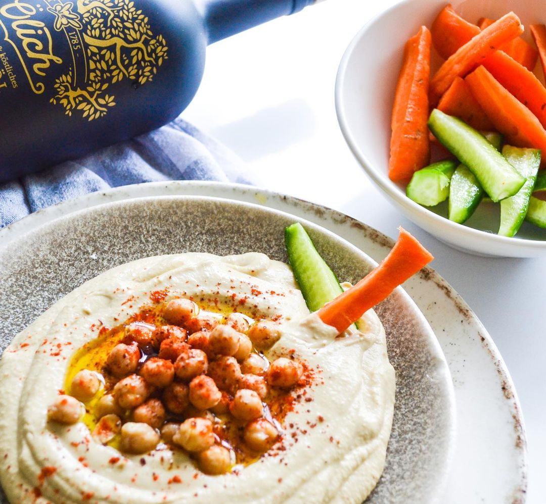 Einfacher, Cremiger Hummus - Ölich